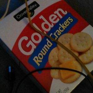 Meet your Posher, Ellison